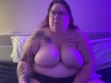 brookenicole3 on Chaturbate 