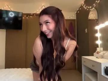 cami_calderon — Hips don't lie #latina #18 #petite #young #cute