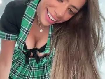 juliaabrooks — ur fav girl is back :) #19 #new #natural #bigboobs #bigass