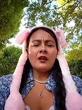 bellapaty on StripChat 