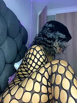 Diamondpussy97 — are you ready 4 some heavy rains
