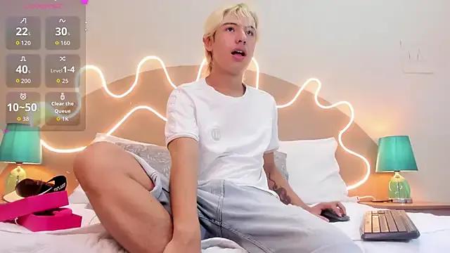 Enrrixxx_ on StripChat 