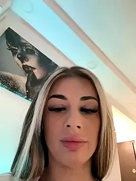 IsabellaEtthan — Boobies need air+  :gift:4LT