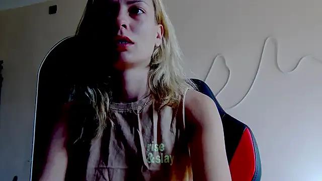 karo123421 — #feets #smoke , #leggings #mistress