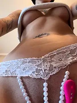 kikidoll — Sit on your face+NAKED