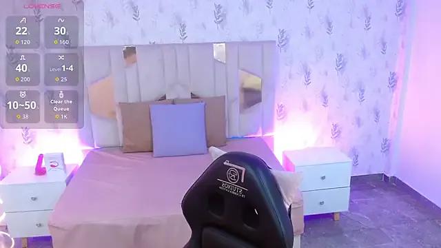 MARIANA_TAY1 — RIDE DILDO+CUM SHOW