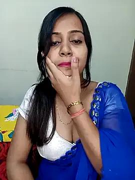 Miss-Riyasingh — Boobs split show