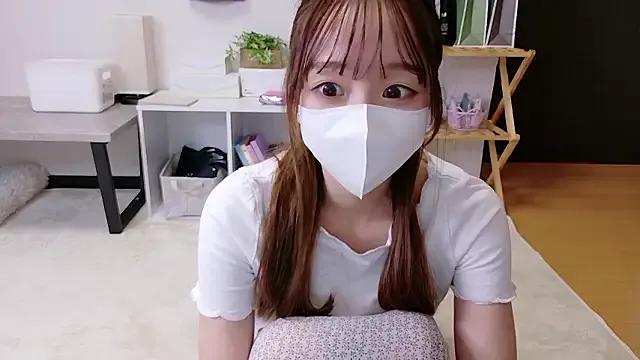 saku_sakura_ — Freechat on StripChat