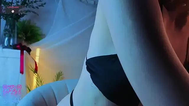 SoniaScott —  SEXY FLASH MY BREAST 